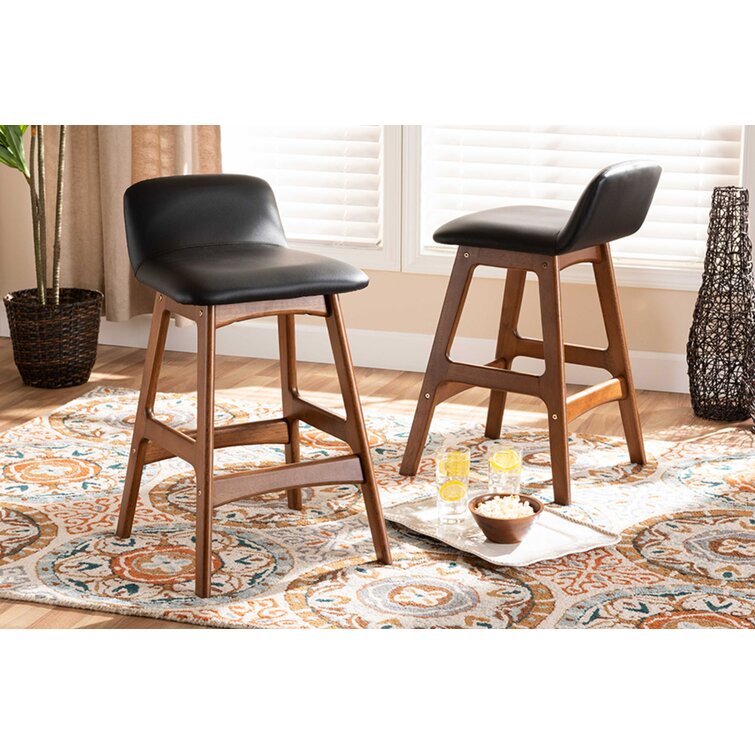 Bar stools with online short backs